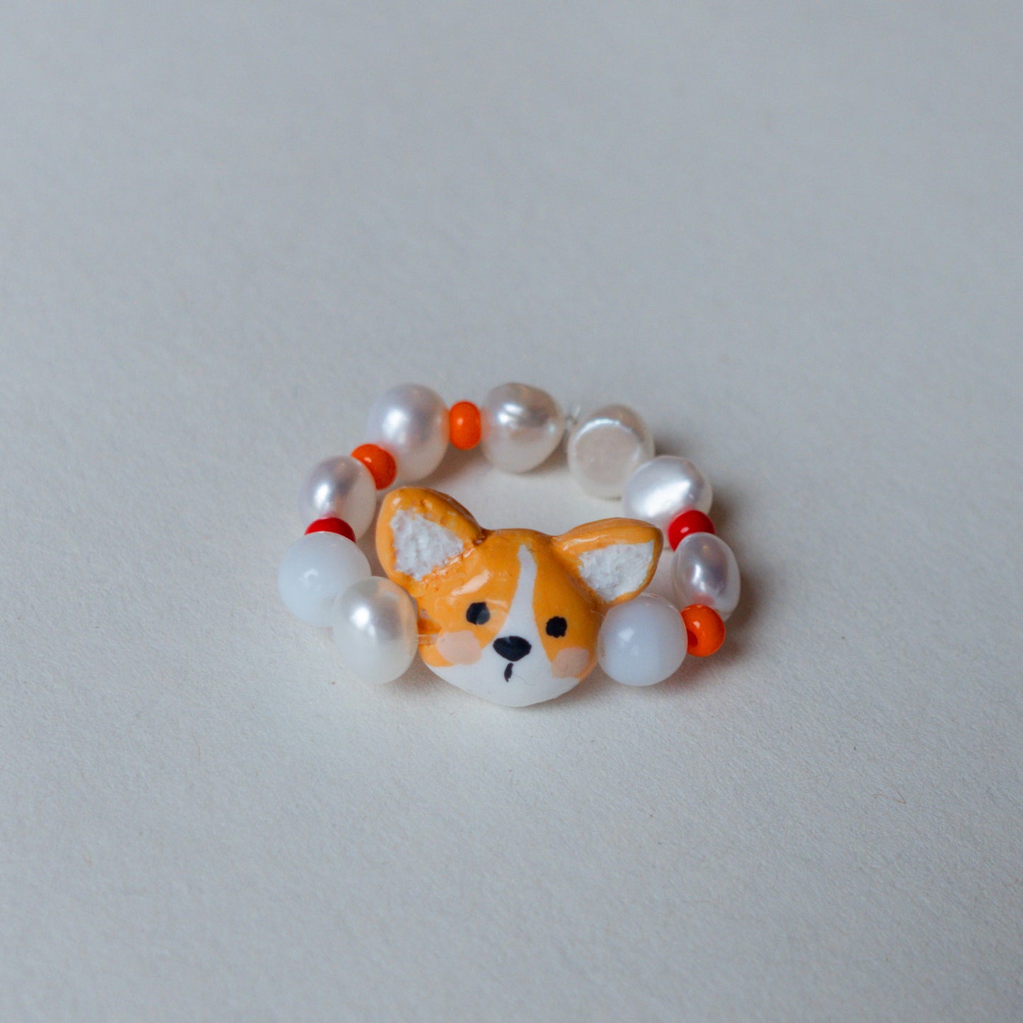 Pearl Ring - Corgi