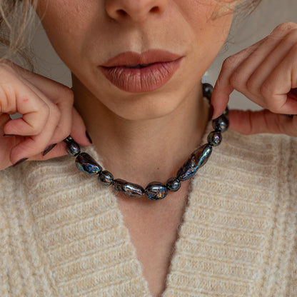 Abyss - Necklace with black handmade pearls